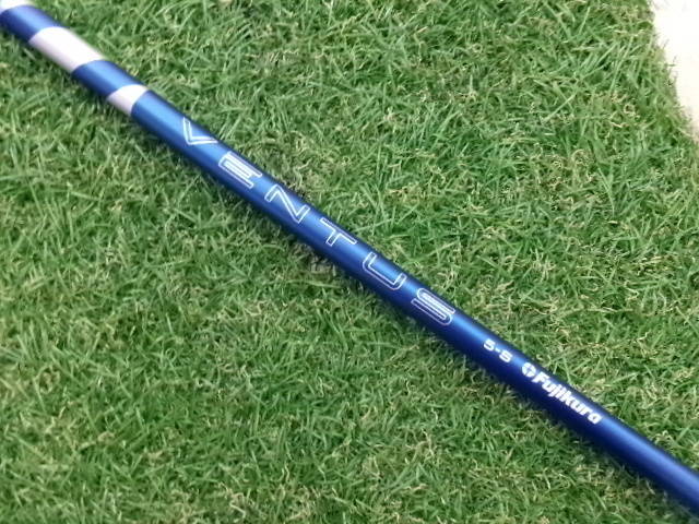 中古ゴルフ (Ｓ) VENTUS BLUE 2024 VeloCore+ 5 (テーラーメイド用スリーブ)の写真
