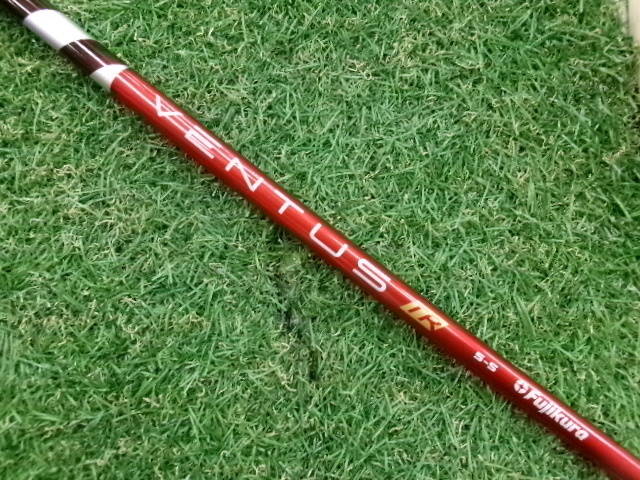 中古ゴルフ (Ｓ) VENTUS TR RED (VeloCore) 5 (タイトリスト用スリーブ)の写真