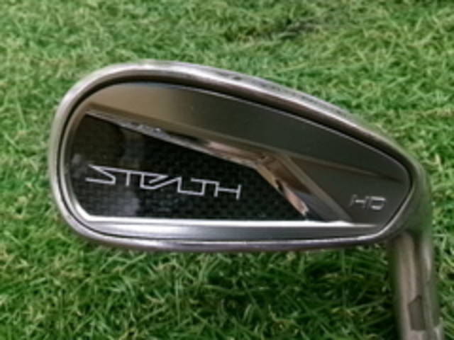 中古ゴルフ TaylorMade ドライバーの写真
