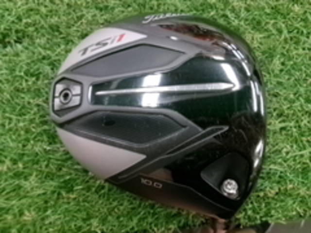 中古ゴルフ Titleist ドライバーの写真