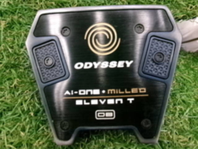 中古ゴルフ ODYSSEY パターの写真