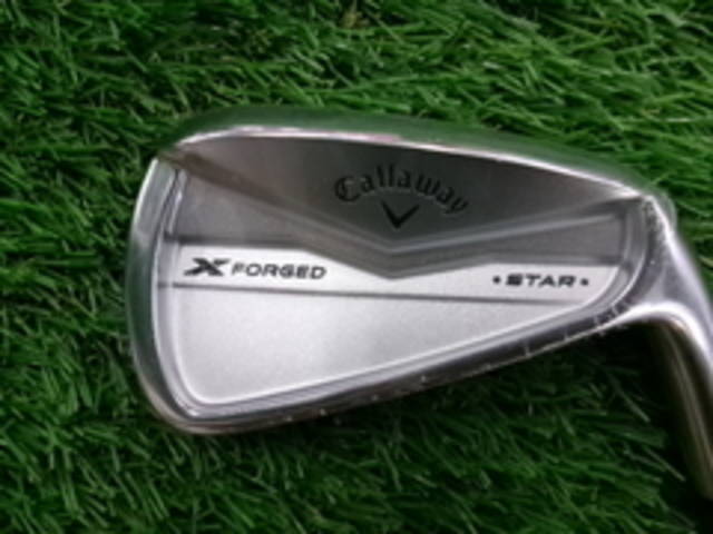 中古ゴルフ Callaway アイアンセットの写真