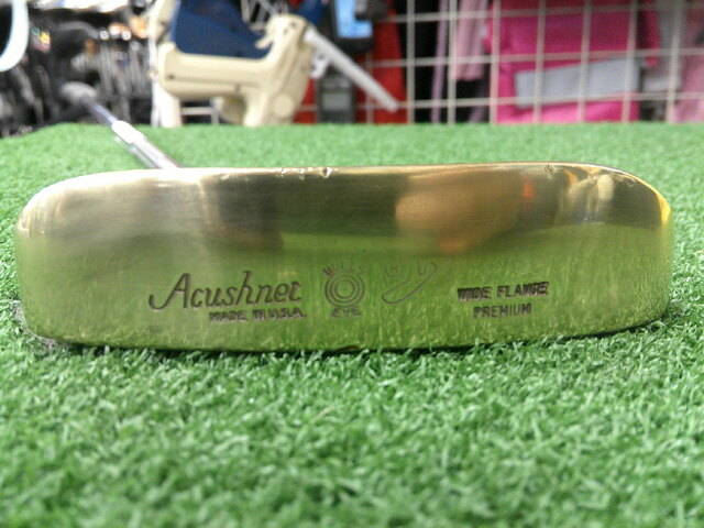 中古ゴルフ Acushnet ワイドブレードの写真