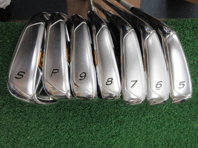TaylorMade テーラーメイド 中古アイアンセット R11 7本の商品