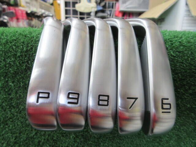 TaylorMade テーラーメイド 中古アイアンセット P・7CB FORGED
