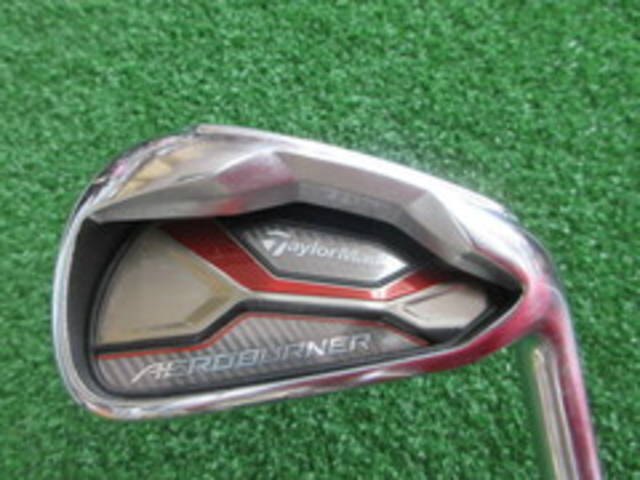 中古ゴルフ TaylorMade ドライバーの写真