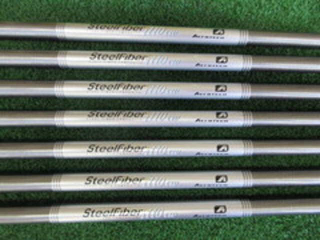 中古ゴルフ Aerotech シャフトの写真