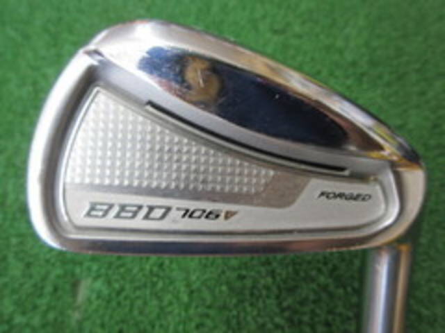 中古ゴルフ ROYAL COLLECTION アイアンセットの写真