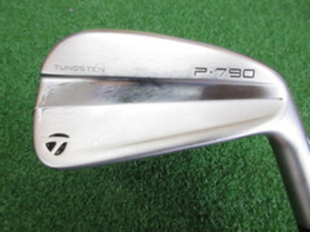中古ゴルフ TaylorMade アイアンセットの写真