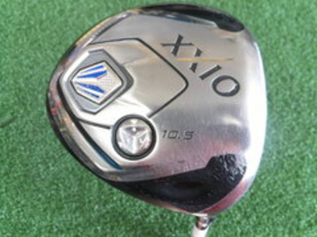 中古ゴルフ DUNLOP ドライバーの写真