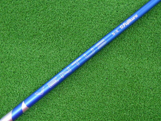 中古ゴルフ (Ｘ) VENTUS BLUE 2024 VeloCore+ 5 (テーラーメイド用スリーブ)の写真