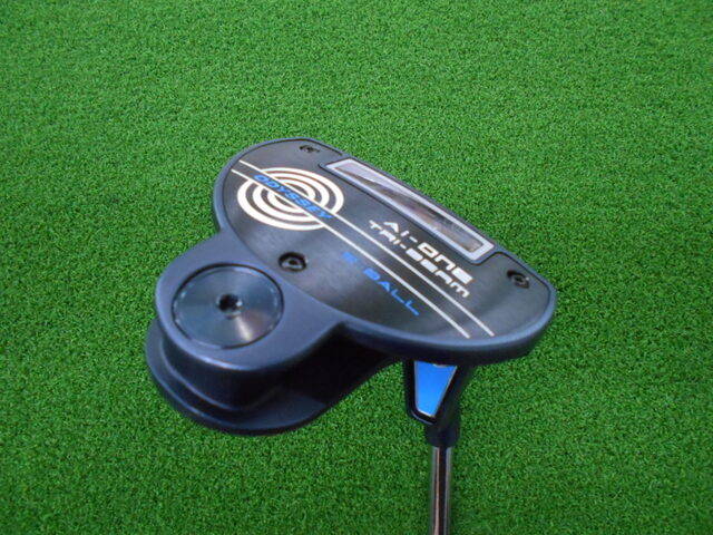 中古ゴルフ Ai-ONE TRI-BEAM 2-BALLの写真