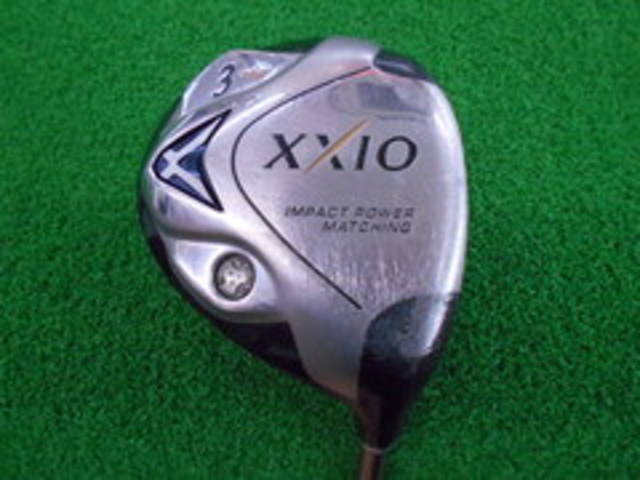 中古ゴルフ DUNLOP ドライバーの写真