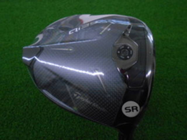 中古ゴルフ TaylorMade ドライバーの写真