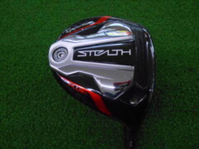 中古ゴルフ TaylorMade ドライバーの写真
