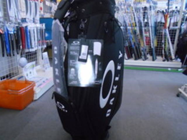 中古ゴルフ OAKLEY 中古キャディバッグ