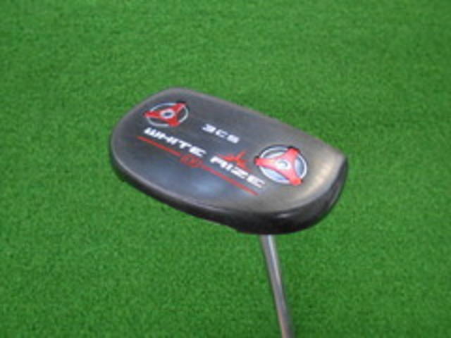 中古ゴルフ ODYSSEY パターの写真