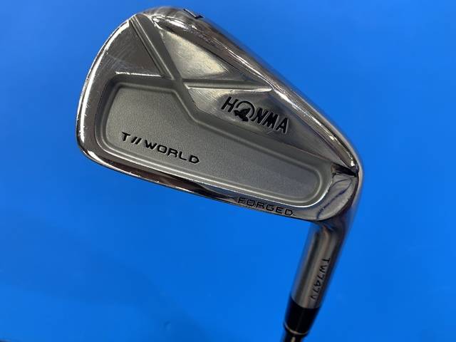 中古ゴルフ TOUR WORLD TW747V  7本の写真