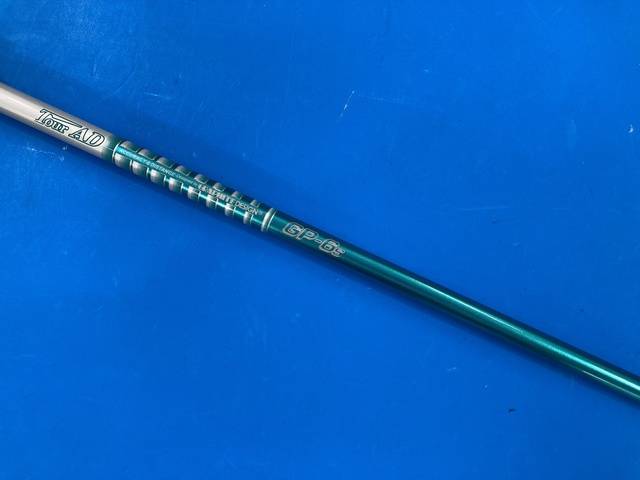 中古ゴルフ (Ｓ) TOUR AD GP-6 (テーラーメイド用スリーブ)の写真