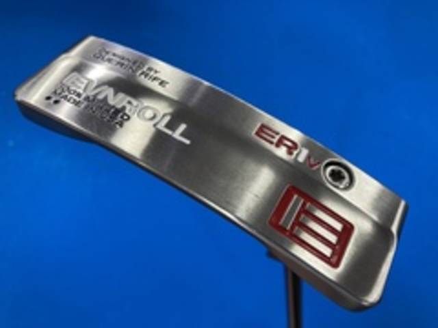 中古ゴルフ EVNROLL パターの写真